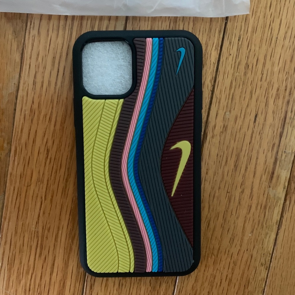 iphone 11 pro nike phone case, l nike air